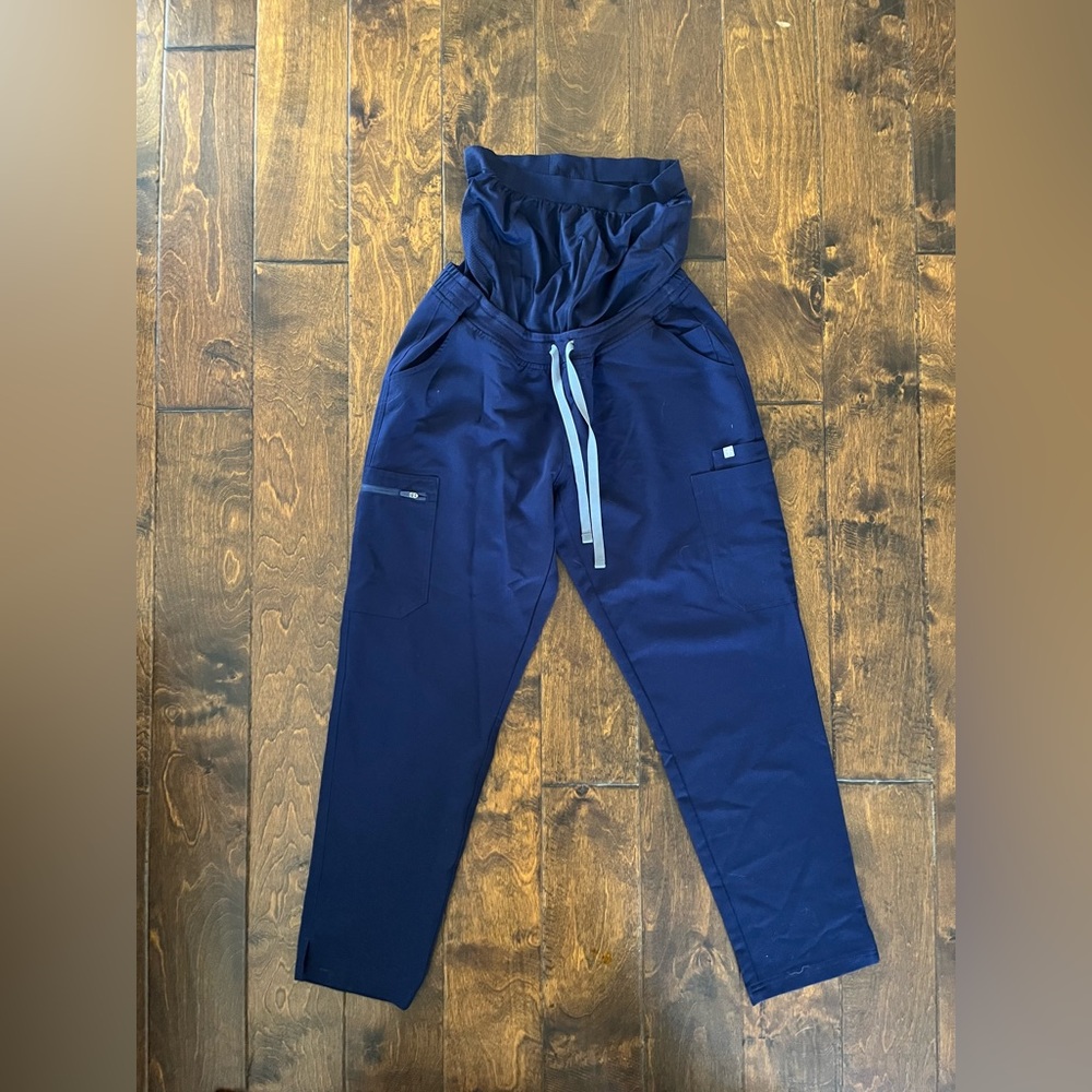 Figs Yola Maternity Skinny Scrub Pants (Navy)